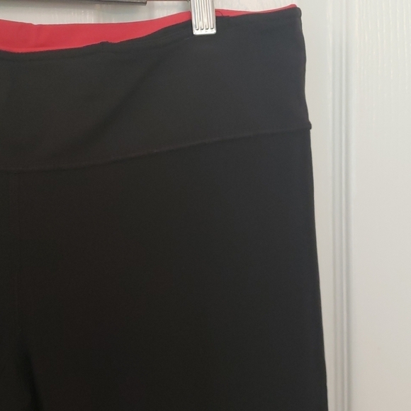 FINAL SALE Reversible Black & Red Workout Pants - Picture 6 of 11